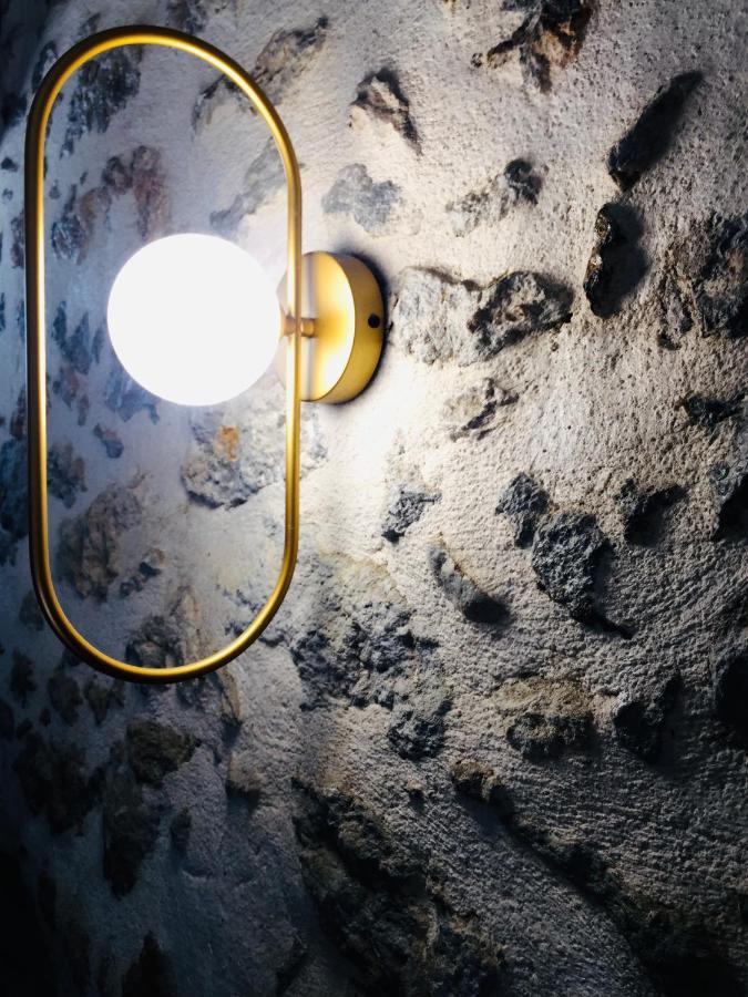 Mirthia Apartments プラキアス エクステリア 写真