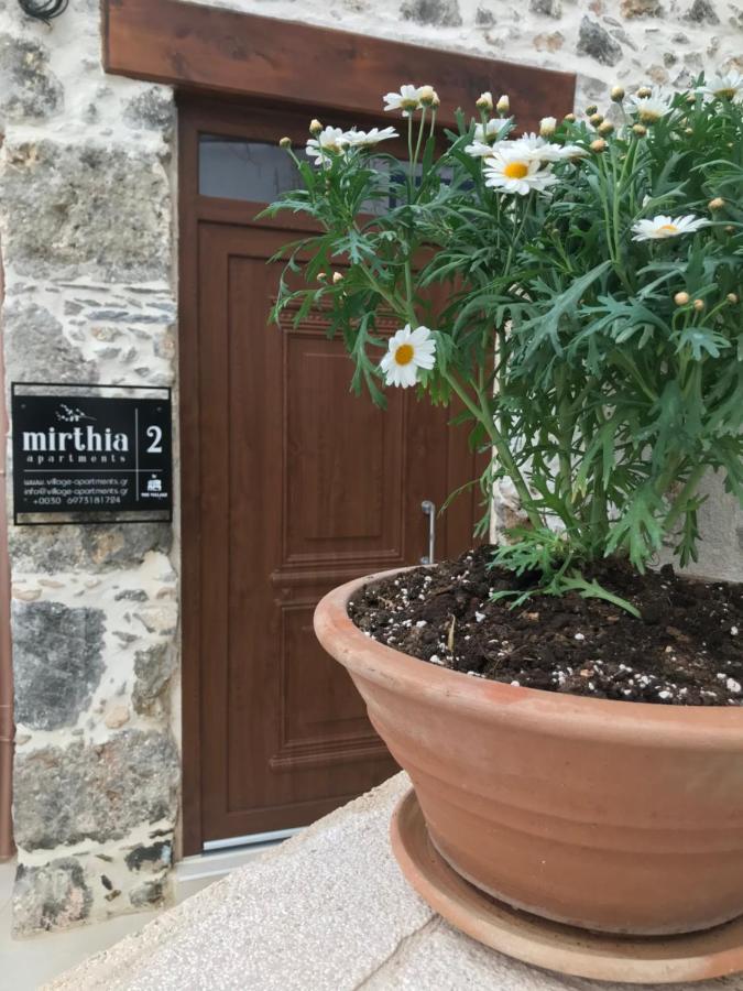 Mirthia Apartments プラキアス エクステリア 写真